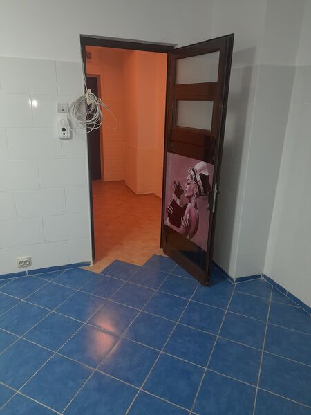 Chisinau, Diham, Bucuresti,